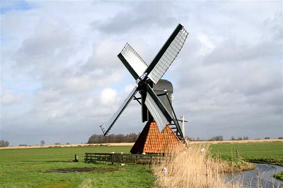 1, Molen 06485 De Modderige Bol (Goengahuizen / Goaiïngahuzen), Harmannus Noot (7-3-2007). | Database Nederlandse molens
