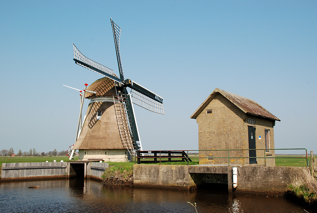 1, Molen 10688 De Borgmolen (Grouw / Grou), Harmannus Noot (10-04-2012) | Database Nederlandse molens