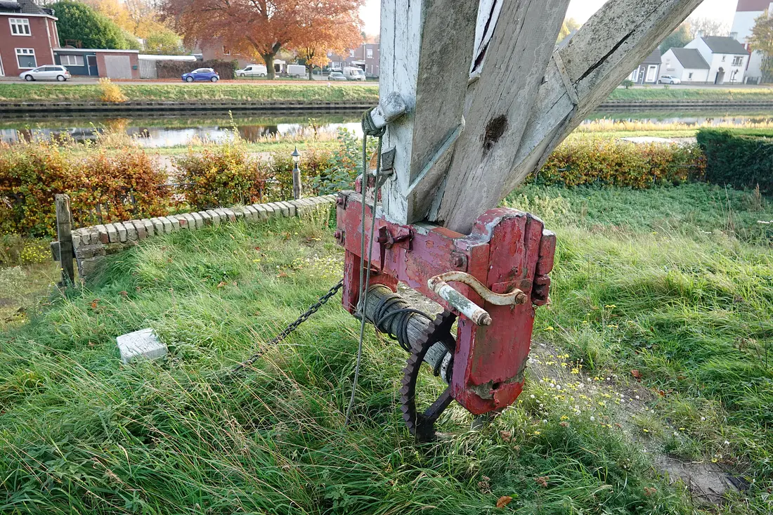 8, Molen 02778 Sint Oda (Weert), Vincent Mepschen (08-11-2025)&nbsp;De staat van onderhoud is momenteel vrij slecht. De molen is onlangs verkocht aan iemand uit Weert die de molen graag wil laten restaureren. | Database Nederlandse molens