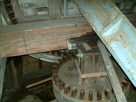 10, Molen 03224 De Hantumermolen (Hantum), Oane Visser (1-3-2003) | Database Nederlandse molens