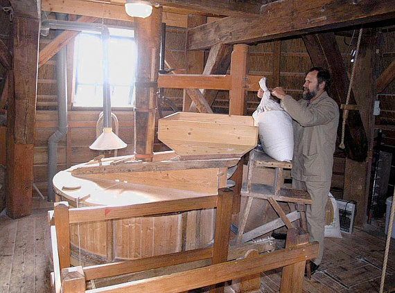 10, Molen 10251 De Verwachting (Hollum (Ameland)), Willem Jans (22-10-2005). | Database Nederlandse molens