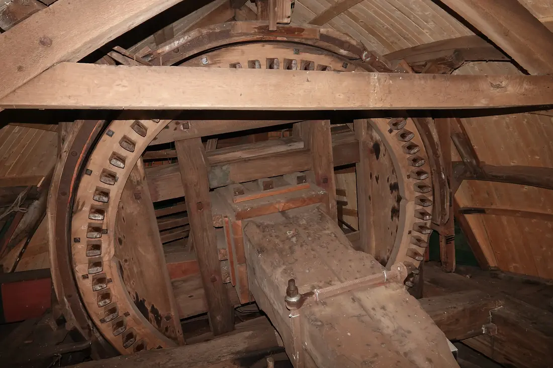 18, Molen 05152 Veendermolen (Roelofarendsveen), Vincent Mepschen (26-10-2025) | Database Nederlandse molens