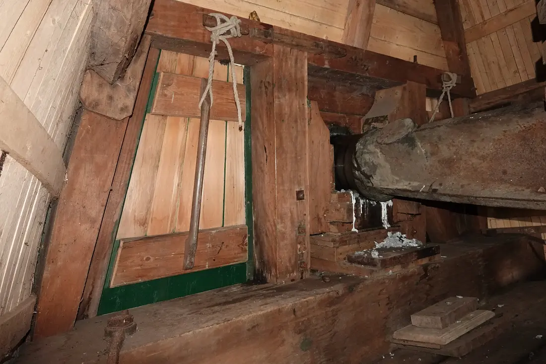 16, Molen 05152 Veendermolen (Roelofarendsveen), Vincent Mepschen (26-10-2025) | Database Nederlandse molens