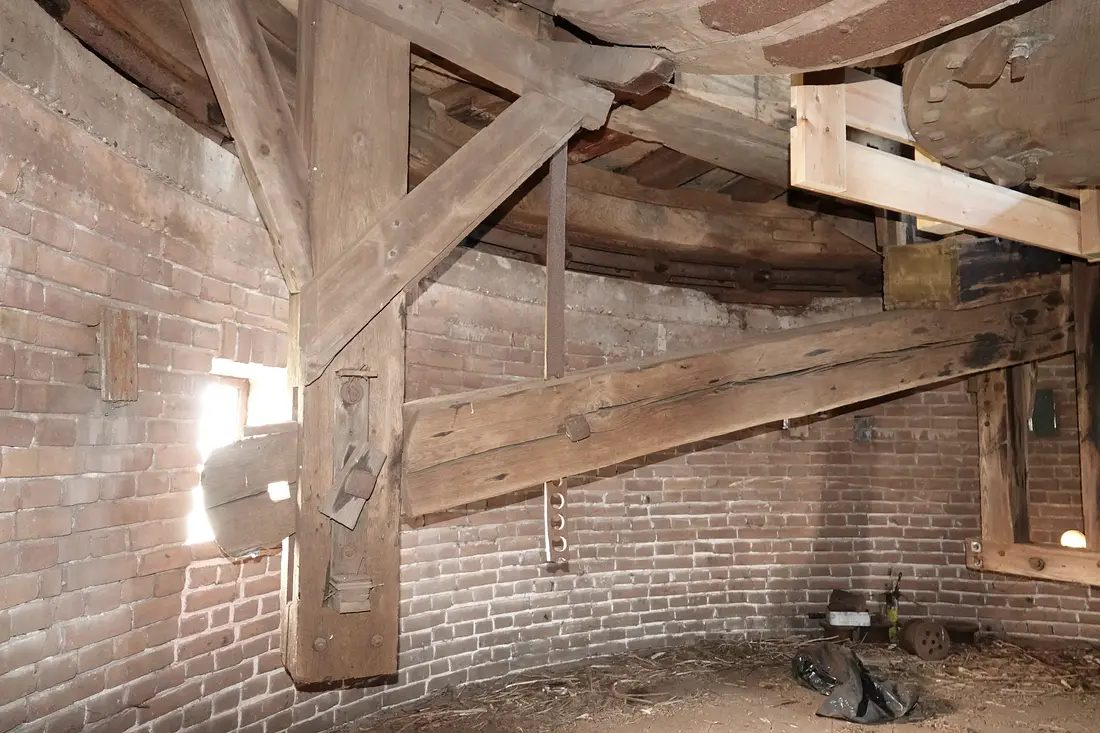 15, Molen 05152 Veendermolen (Roelofarendsveen), Vincent Mepschen (26-10-2025) | Database Nederlandse molens
