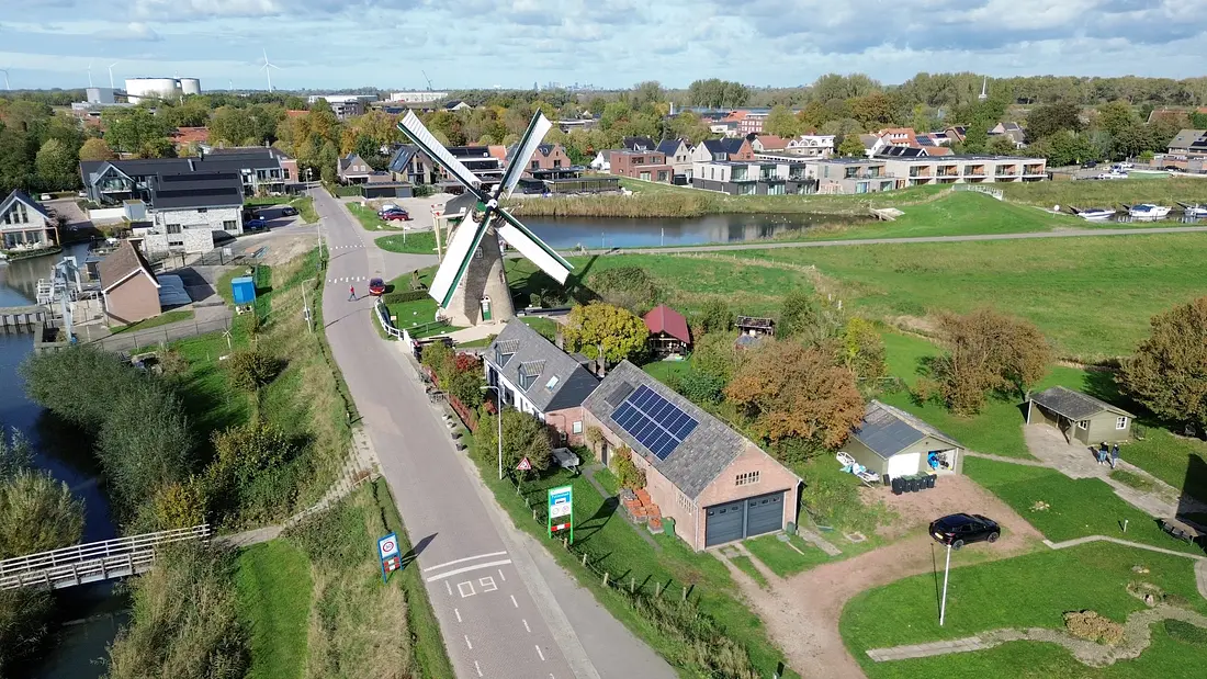 1, Molen 01979 De Lelie (Puttershoek), Vincent Mepschen (18-10-2025)&nbsp; | Database Nederlandse molens