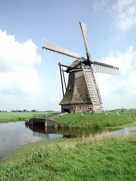 5, Molen 02974 De Huinsermolen (Huins / Húns), Joop Vendrig (8-8-2002) | Database Nederlandse molens