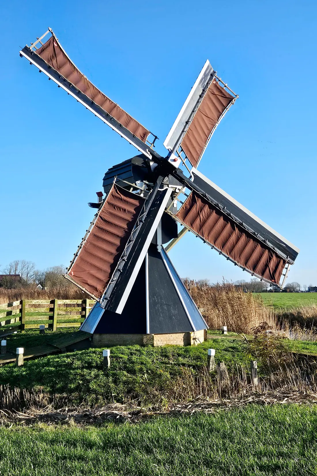 Molen 03641 Oegekleastermole / De Oegekloostermolen (Hartwerd / Hartwert), Lukas Vandael (30-11-2025)&nbsp; | Database Nederlandse molens