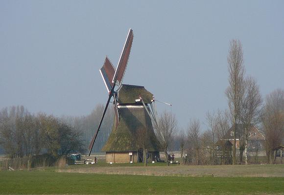2, Molen 04438 h De Westermolen (Kollumerpomp / De Pomp), Dick Bunskoeke (29-3-2009). | Database Nederlandse molens