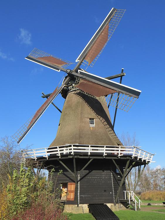Molen 01452 Sweachmermolen (Langweer / Langwar), Theun Vellinga (9-11-2013). | Database Nederlandse molens