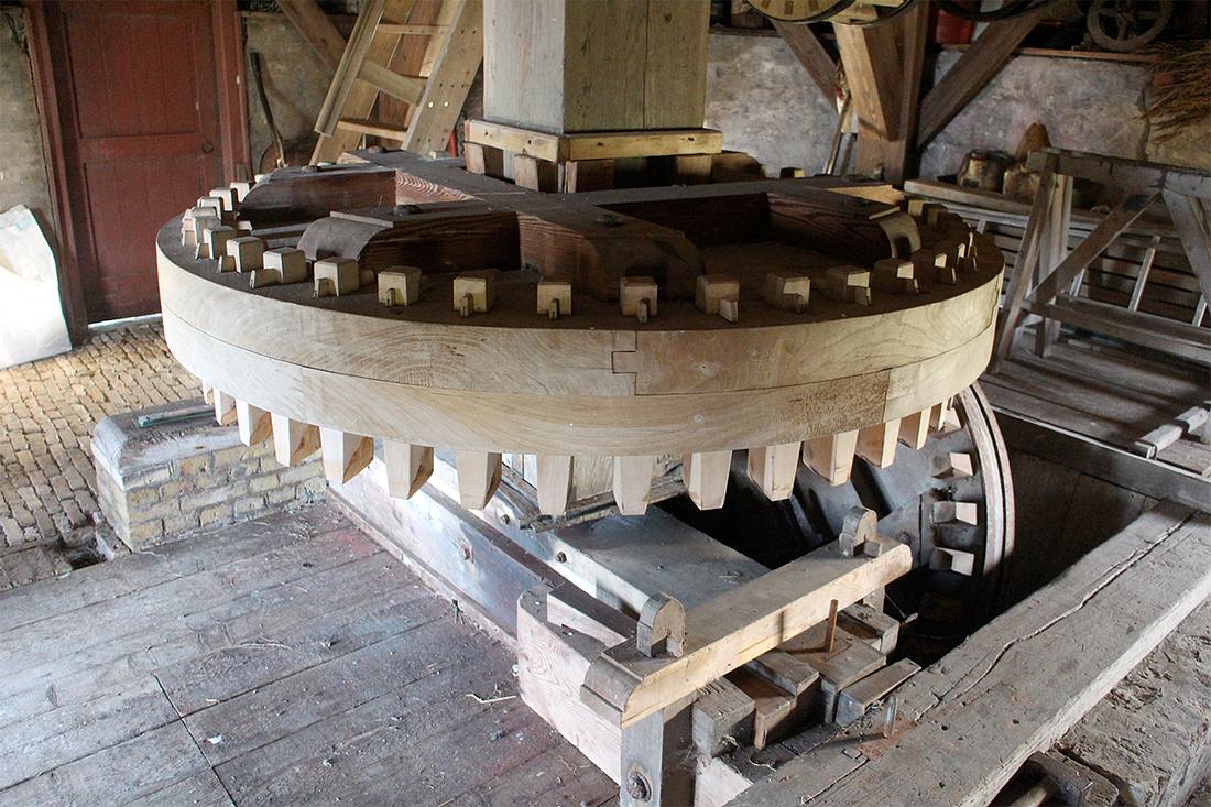 12, Molen 03179 Marswâl / Meerswal (Lollum), G.J. van Reeuwijk (17-11-2017)Onderbonkelaar en vijzelwiel | Database Nederlandse molens