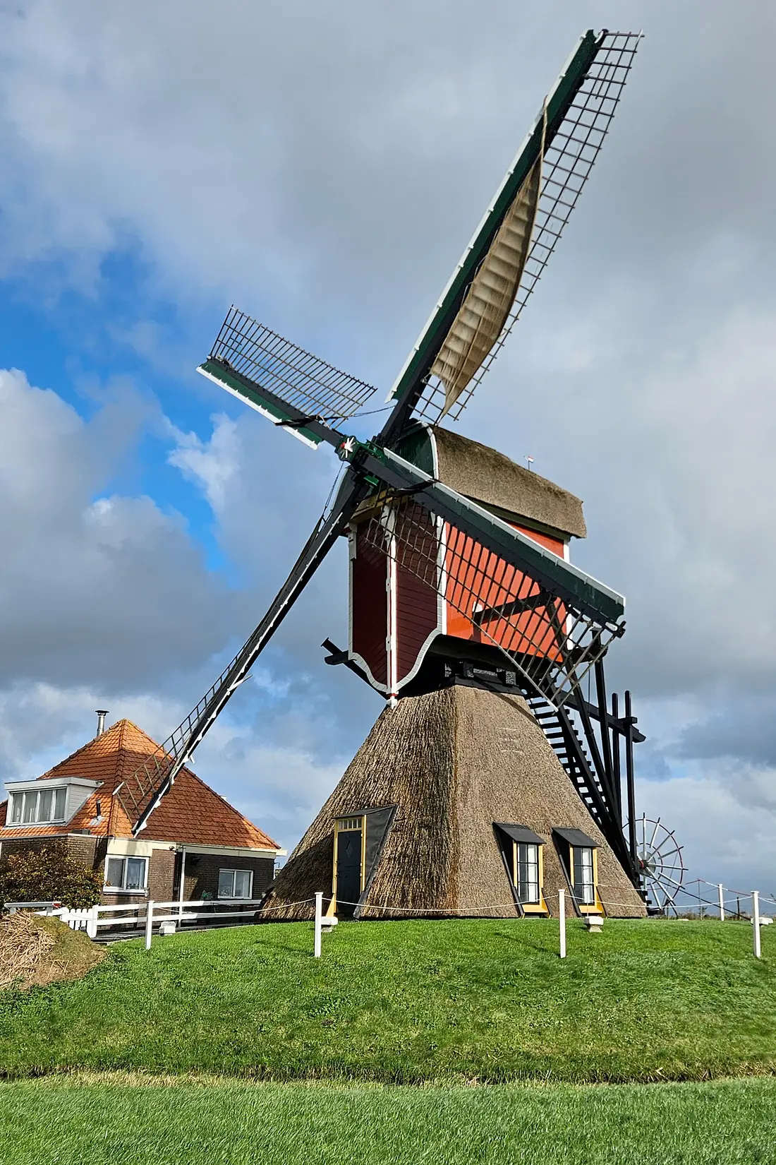Molen 01812 Rode Molen (Oud Ade), Lukas Vandael (26-10-2025)&nbsp; | Database Nederlandse molens