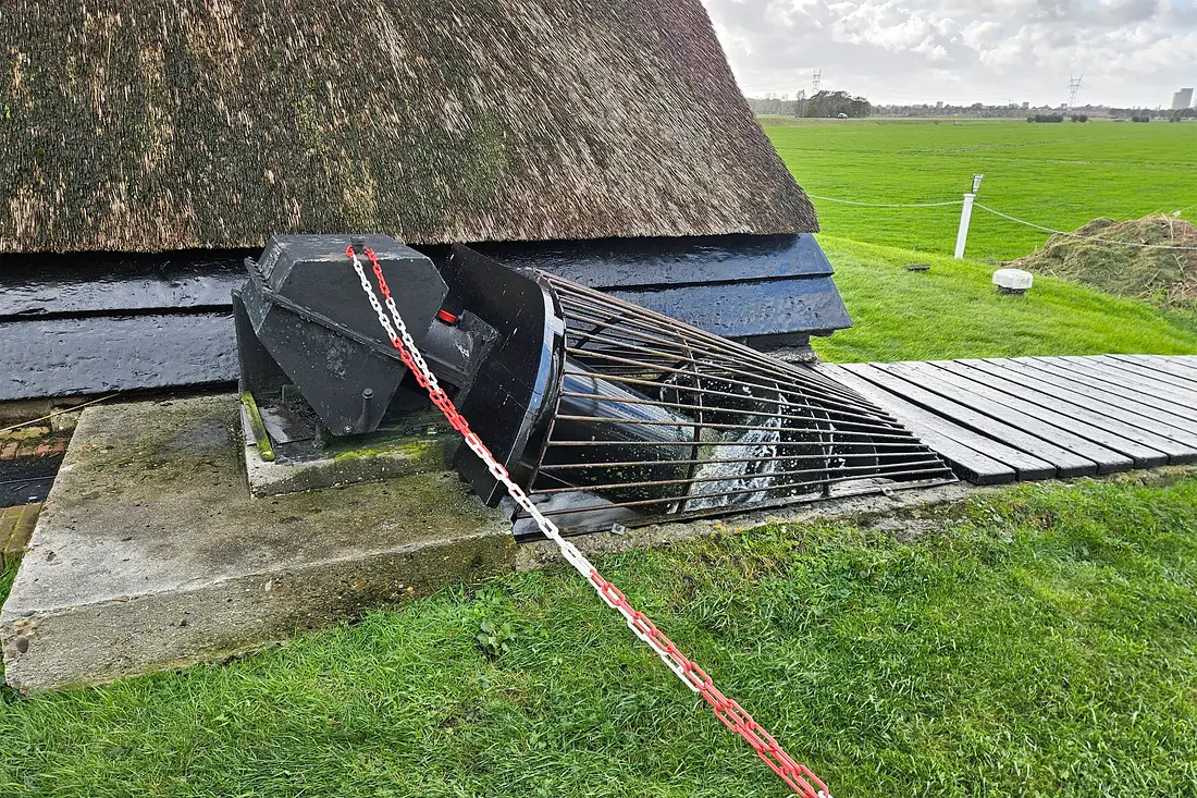 10, Molen 01812 Rode Molen (Oud Ade), Lukas Vandael (26-10-2025)&nbsp;De vijzel | Database Nederlandse molens