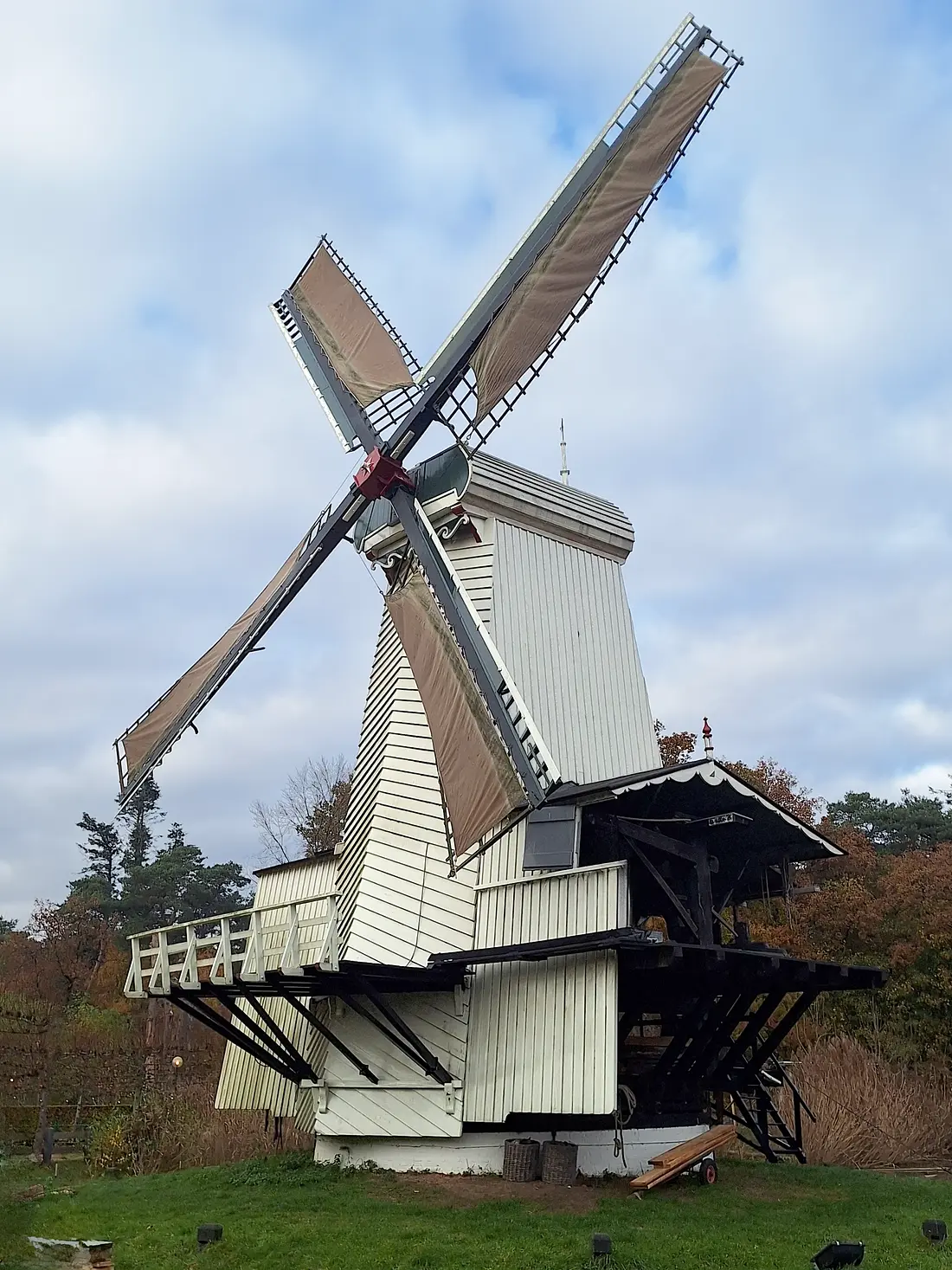 Molen 06403-1 Mijn Genoegen (Arnhem), Jay Verkerk (08-11-2025)&nbsp; | Database Nederlandse molens