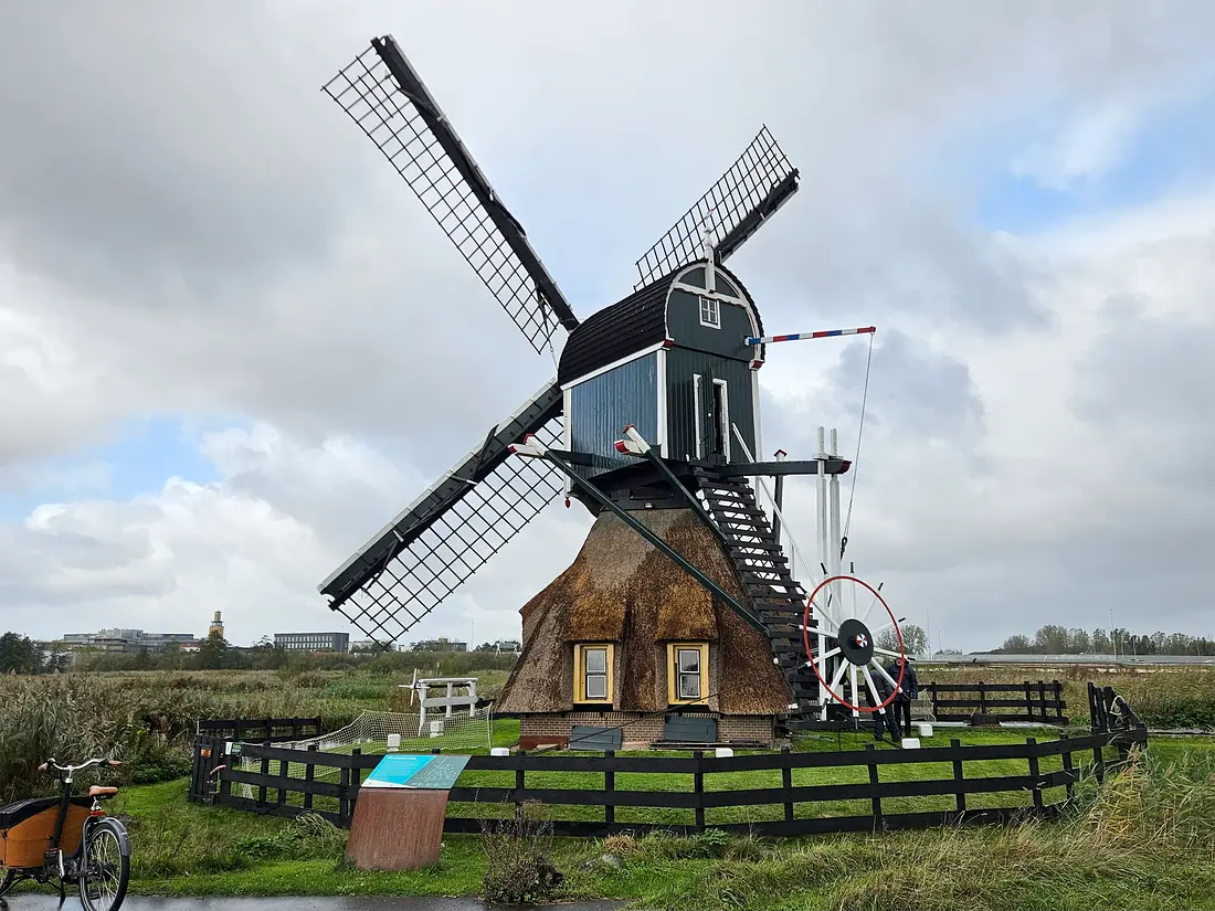3, Molen 12360 Munnikkenmolen (Leiderdorp), Lukas Vandael (26-10-2025)&nbsp; | Database Nederlandse molens