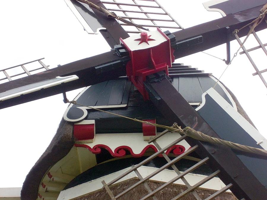 7, Molen 03221 De Phenix (Nes (Ameland)), Nick Bakker (4-5-2013) | Database Nederlandse molens