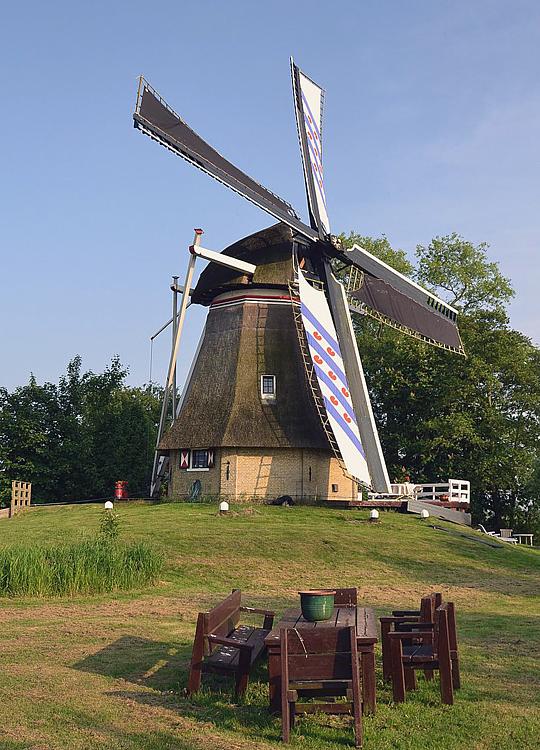 Molen 03878 De Reiger (Nijetrijne), Martijn Scholtens (11-6-2013). | Database Nederlandse molens