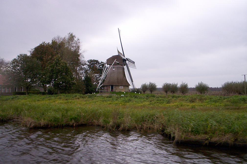 1, Molen 03878 De Reiger (Nijetrijne), Coen Manche (22-10-2010) | Database Nederlandse molens
