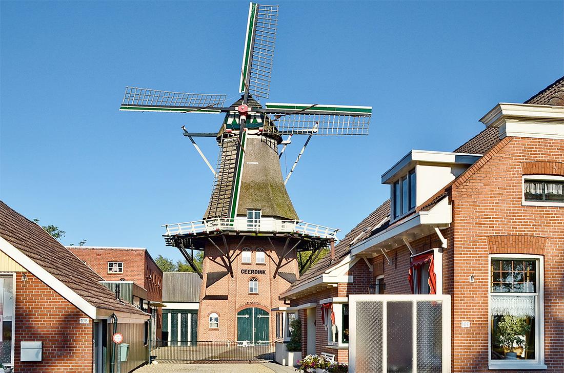 1, Molen 02740 Grenszicht (Emmer-Compascuum), Bernd Käding (1-10-2013) | Database Nederlandse molens