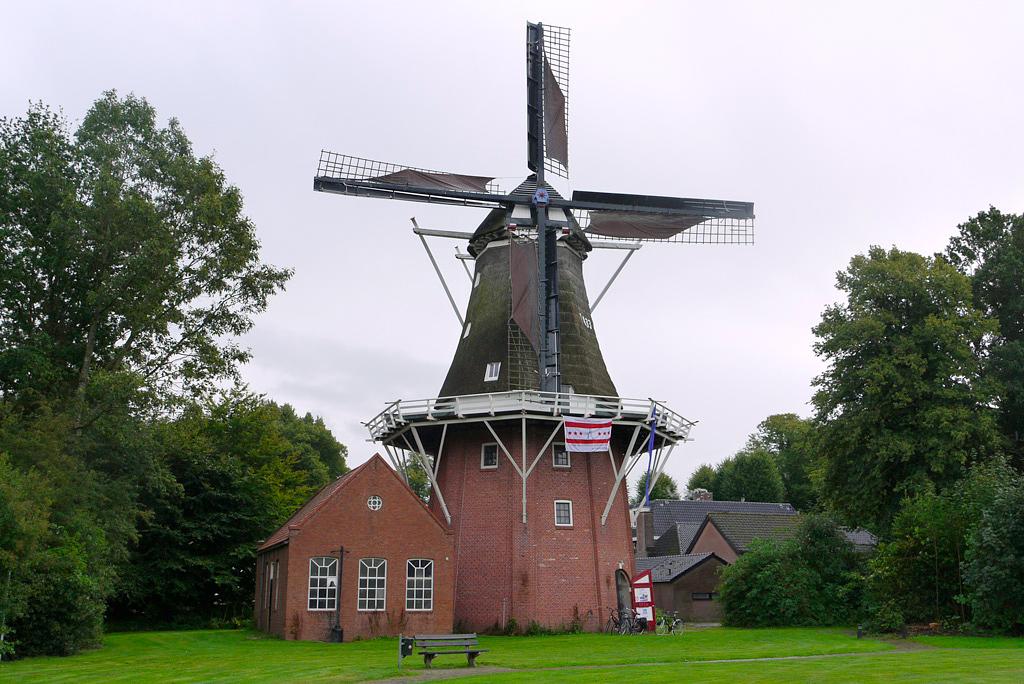 1, Molen 04420 Hazewind (Gieten), Matthieu Hoogduin (28-08-2010) | Database Nederlandse molens