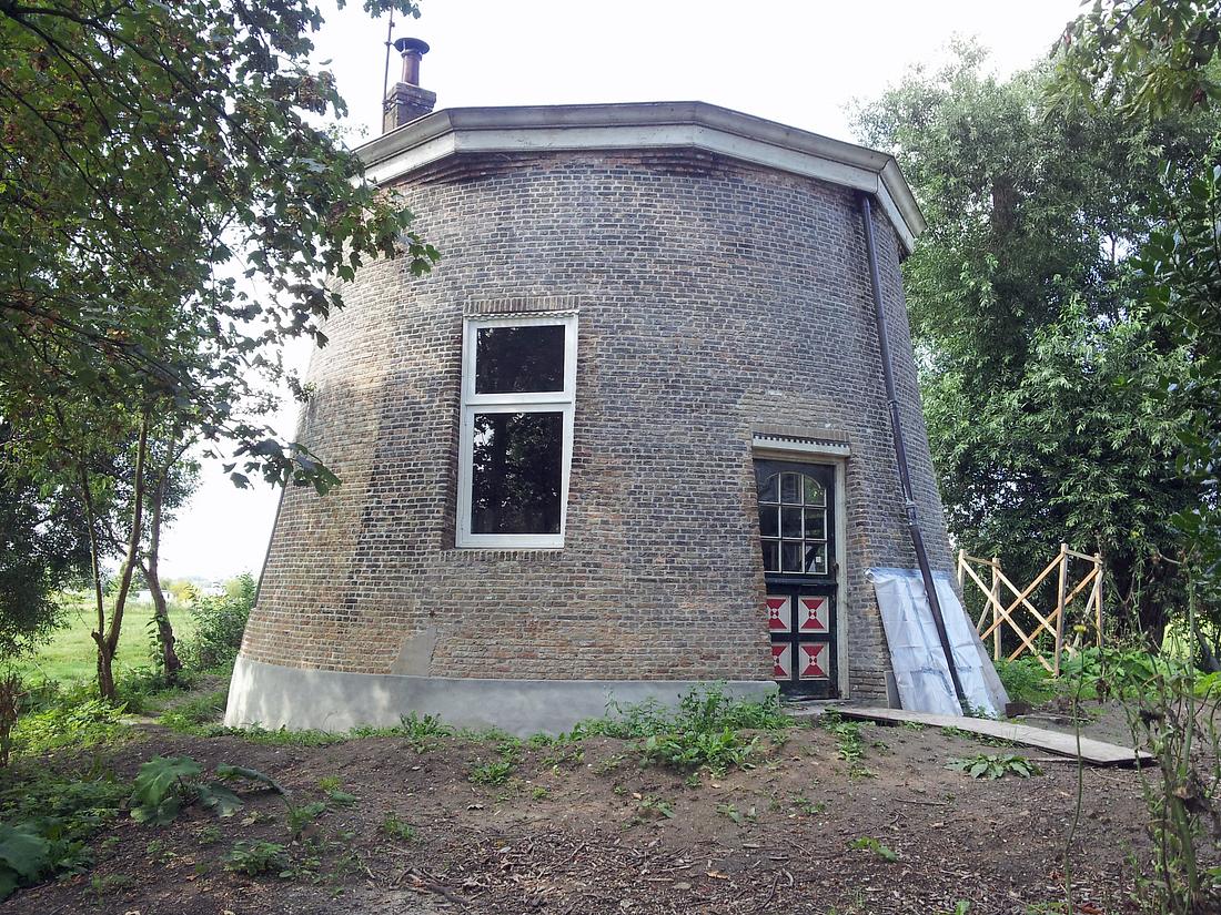 7, Molen 00985 a Oostvlietpolder, Oostvlietmolen (Leiden), Foto van Hans Roest, opname 07-08-2014 | Database Nederlandse molens