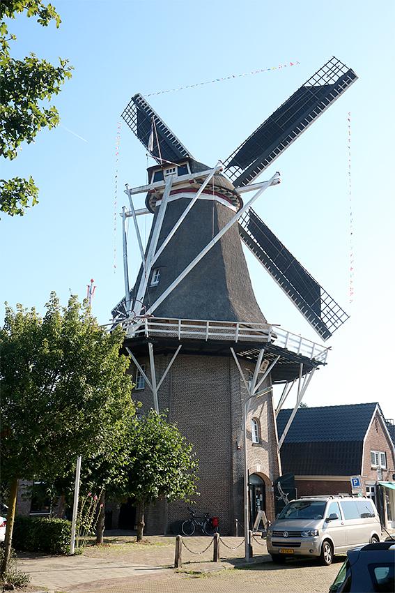 2, Molen 01262 De Zwaluw (Hoogeveen), Ronald Bakker (24-8-2019) | Database Nederlandse molens