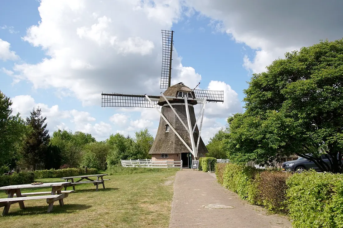 4, Molen 00689 (Naamloos) (Makkum), Boukje van Leijen (12-5-2022) | Database Nederlandse molens