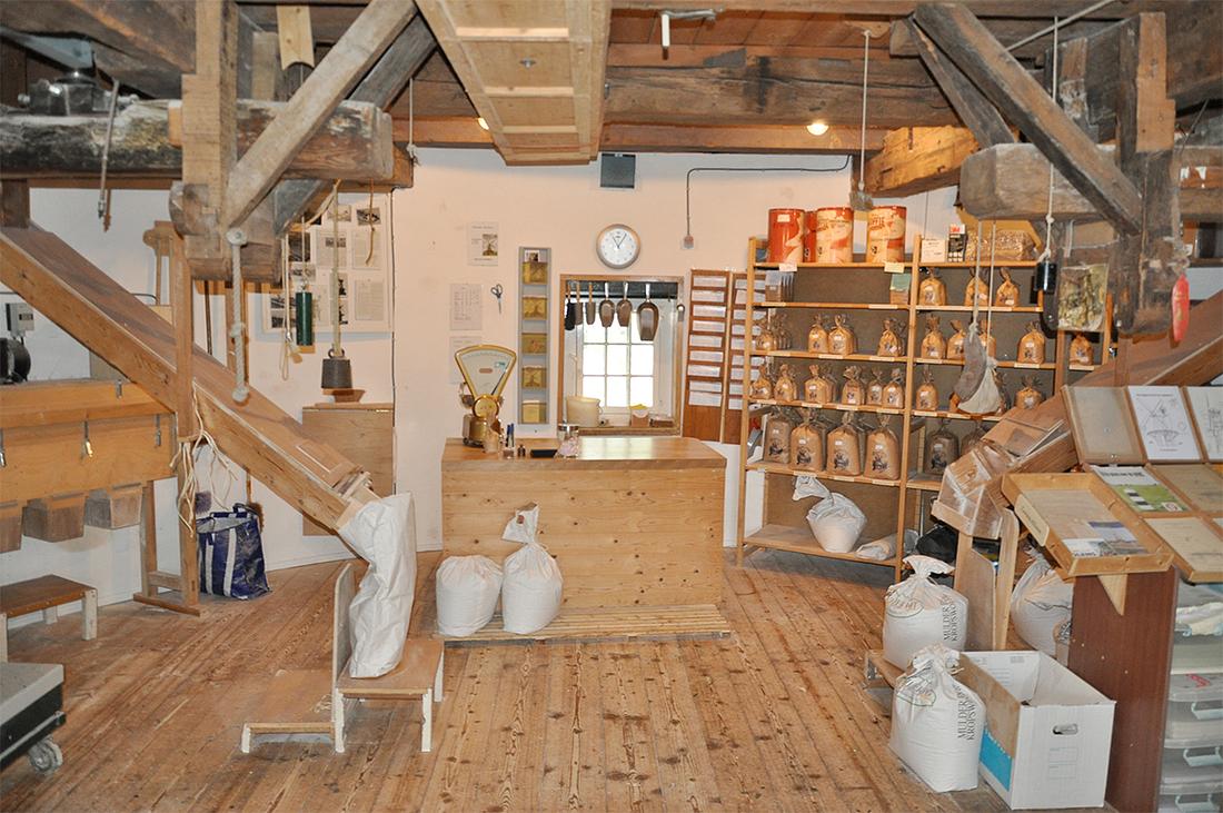 10, Molen 10068 Sterrenberg (Nijeveen), Jesse Bergquist (13-7-2019) | Database Nederlandse molens