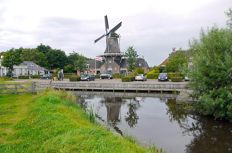 1, Molen 04430 Woldzigt (Roderwolde), Matthieu Hoogduin (25-8-2012). | Database Nederlandse molens