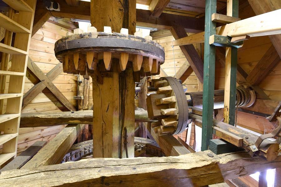 16, Molen 00686 Molen van Rolde (Rolde), Willem Telgen (28-8-2019)Het kammenluiwerk. | Database Nederlandse molens
