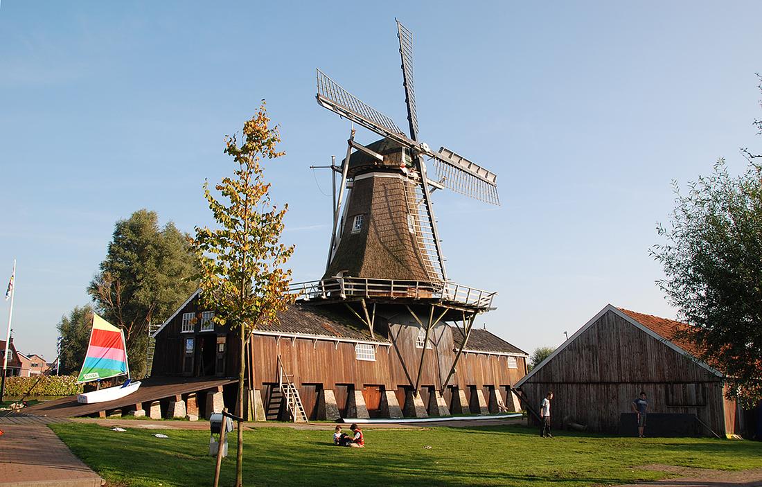 5, Molen 03294 a De Jager ( Woudsend / Wâldsein), Harmannus Noot (27-9-2008) | Database Nederlandse molens