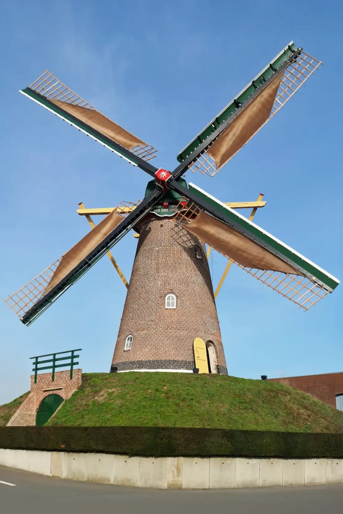 Molen 02656 Hoop Doet Leven (Made), Tony Hop (26-02-2026)&nbsp;De molen draait na de uitgebreide restauratie van 2025-2026. | Database Nederlandse molens