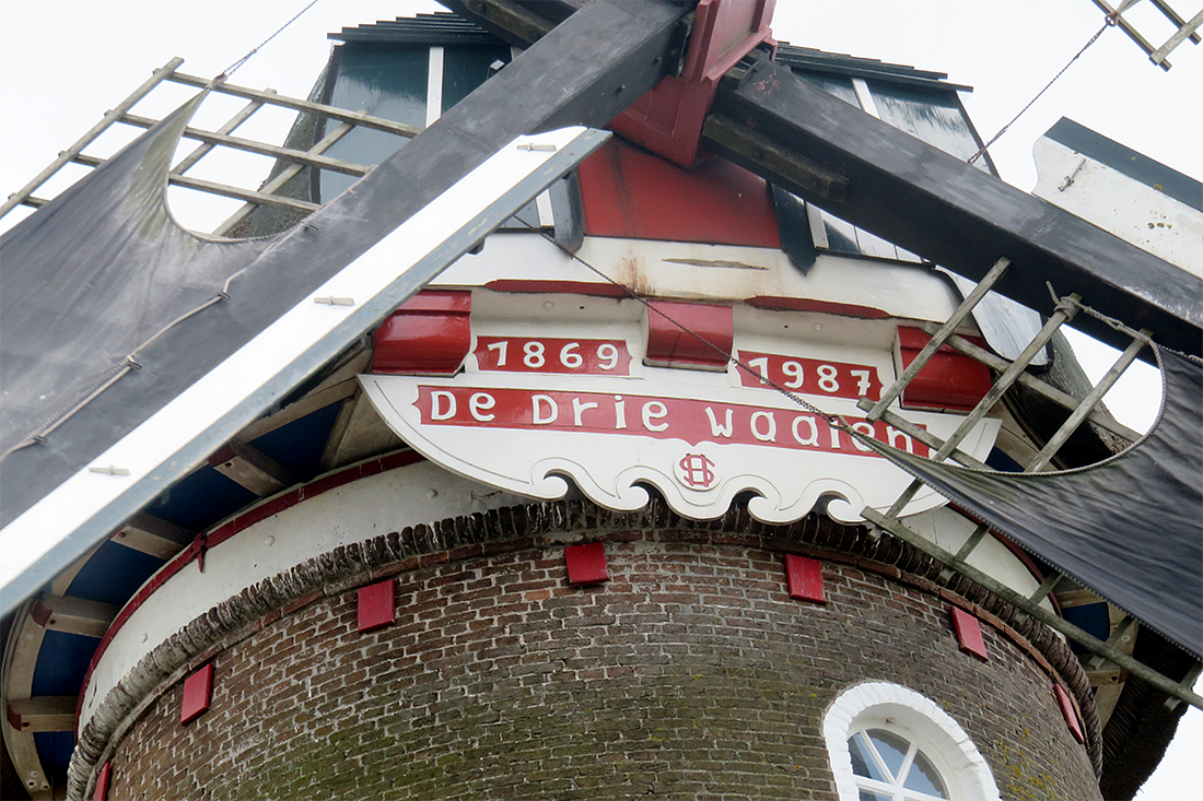 4, Molen 01215 De Drie Waaien (Afferden), William Bouter (4-6-2017) | Database Nederlandse molens