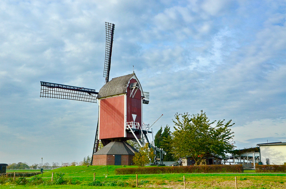 3, Molen 02477 Tot Voordeel en Genoegen (Alphen aan de Maas), Bernd Käding (19-10-2017) | Database Nederlandse molens