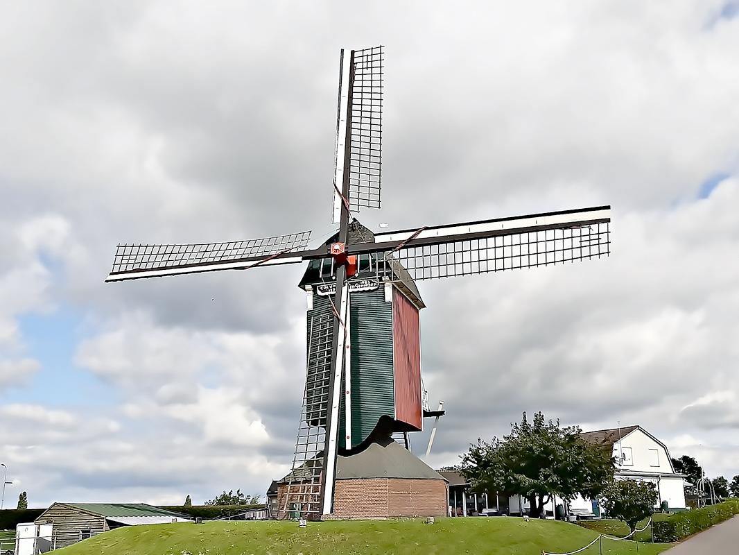 4, Molen 02477 Tot Voordeel en Genoegen (Alphen aan de Maas), Theo van Hest (16-9-2021) | Database Nederlandse molens
