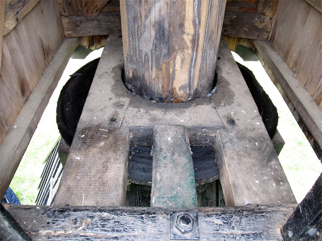 8, Molen 17822 (spinnenkop) (Arnhem), Jeffrey Cusiël (21-10-2018)Kruiwerk | Database Nederlandse molens