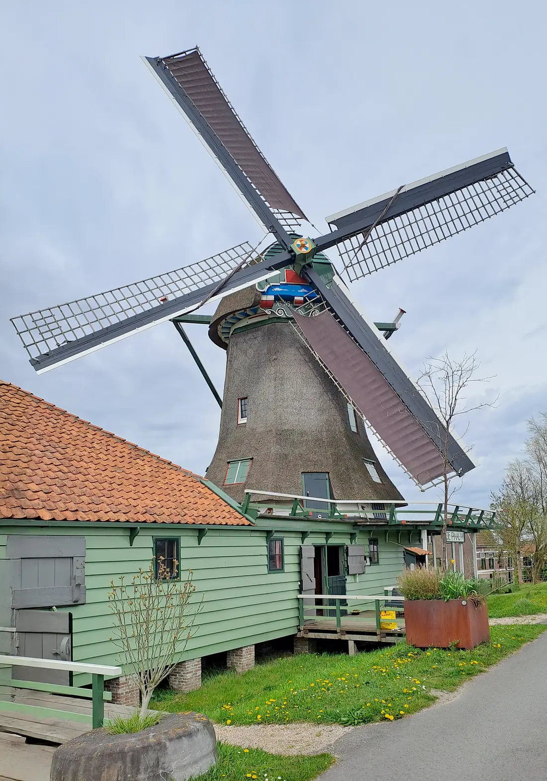 1, Molen 13088 De Paauw (Nauerna), Bernhard IJskes (12-04-2026)&nbsp; | Database Nederlandse molens