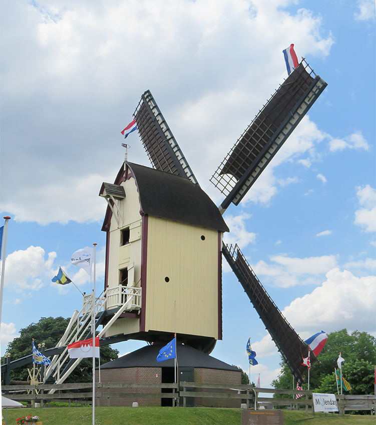 2, Molen 02573 De Haag (Beuningen), William Bouter (4-6-2017) | Database Nederlandse molens