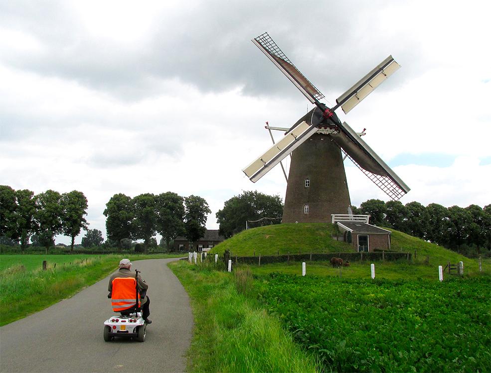 4, Molen 00392 Bronkhorstermolen (Steenderen), Piet Glasbergen (13-8-2016) | Database Nederlandse molens