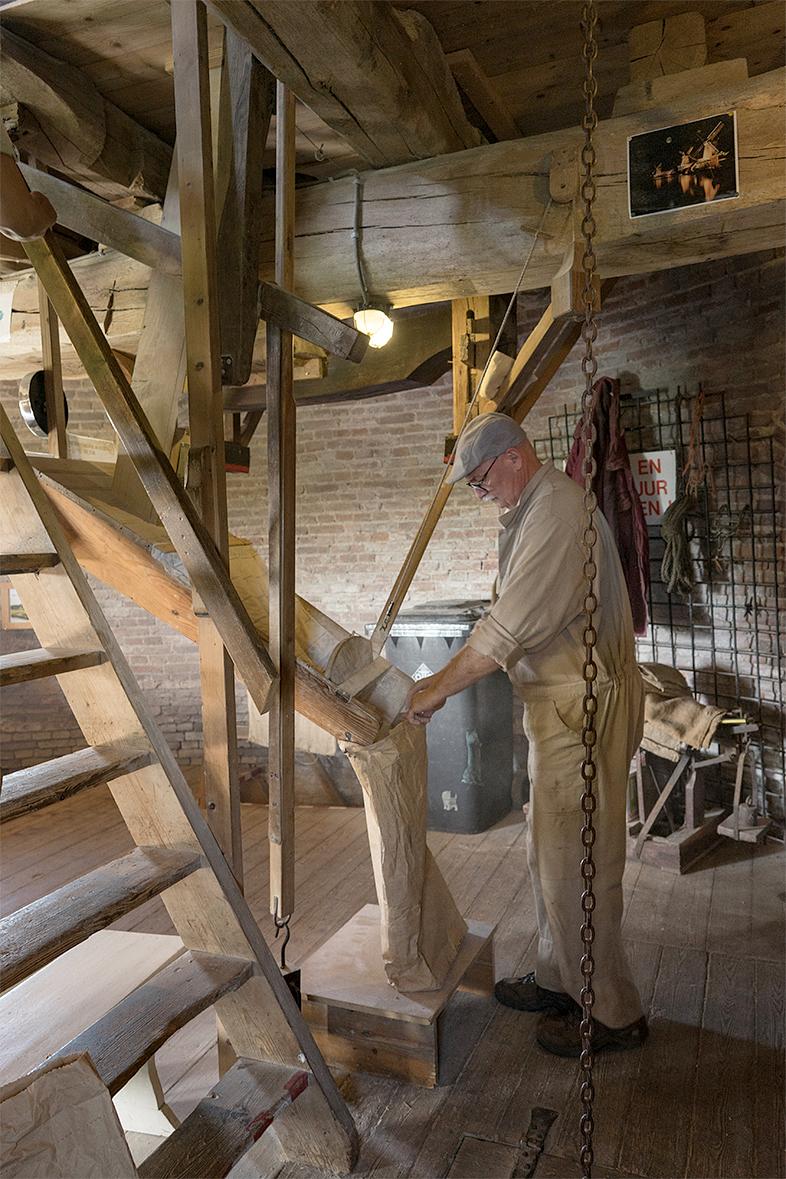 12, Molen 00392 Bronkhorstermolen (Steenderen), Marcel van Nies (7-7-2018) | Database Nederlandse molens
