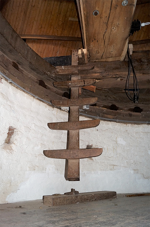 17, Molen 01771 De Prins van Oranje (Buren), Boukje van Leijen (14-5-2017) | Database Nederlandse molens