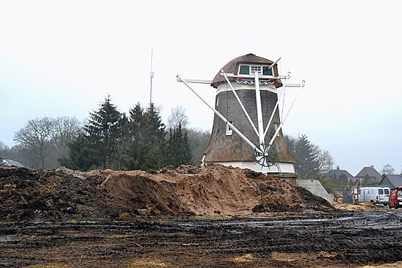 5, Molen 02471 De Hoop (Elspeet), De restauratie in volle gang.  Rob Pols (28-2-2012) | Database Nederlandse molens