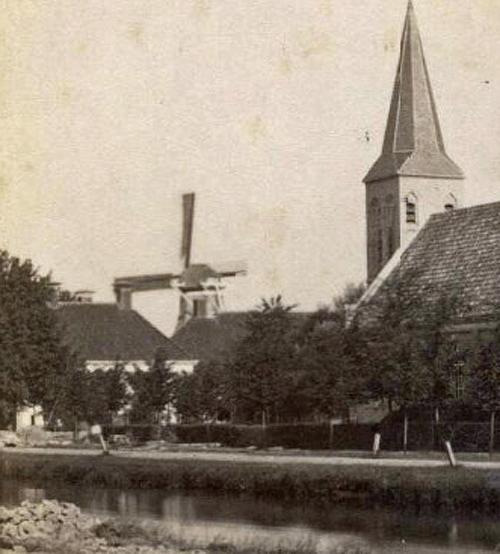 Molen 00687 a Molen van Westra van Holthe / De Soldaat (Assen), zie onderstaande volledige afbeelding | Database Nederlandse molens