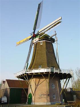 2, Molen 12225 De Hoop (Stiens), Harmannus Noot (11-3-2007). | Database Nederlandse molens