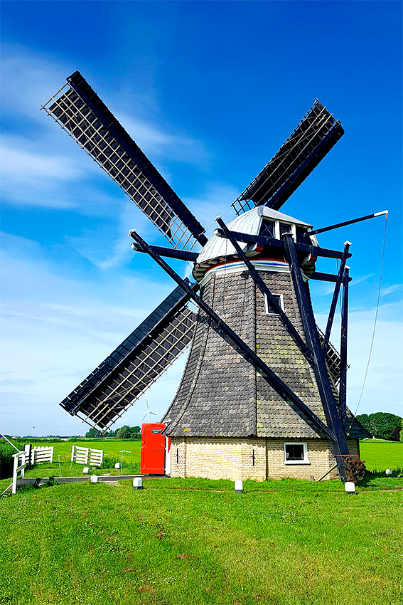2, Molen 01439 Babuurster molen / Beabuorster Mole (Tjerkwerd / Tsjerkwert), Sjoerd de Roos (15-6-2016) | Database Nederlandse molens