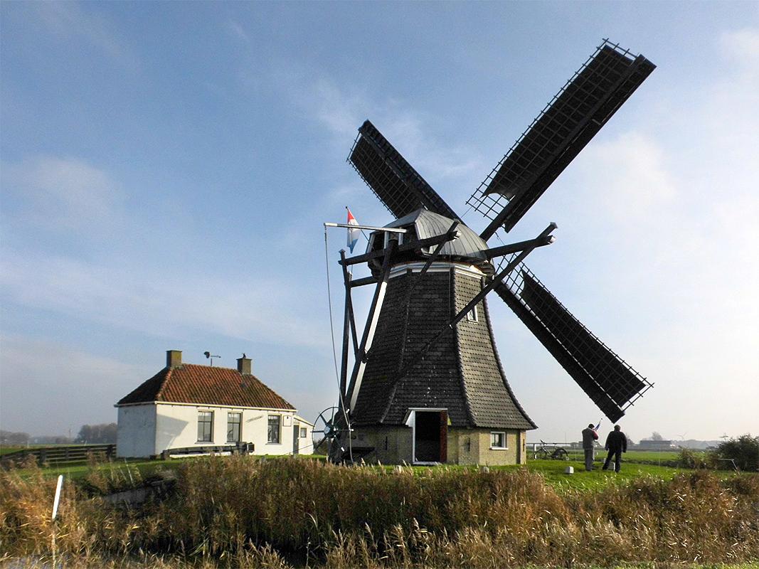 3, Molen 01439 Babuurster molen / Beabuorster Mole (Tjerkwerd / Tsjerkwert), Coen Manche (24-11-2019) | Database Nederlandse molens