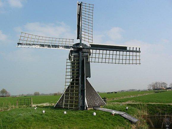 1, Molen 03183 Fatum (Tzum / Tsjom), W. Jans (15-04-2004). | Database Nederlandse molens