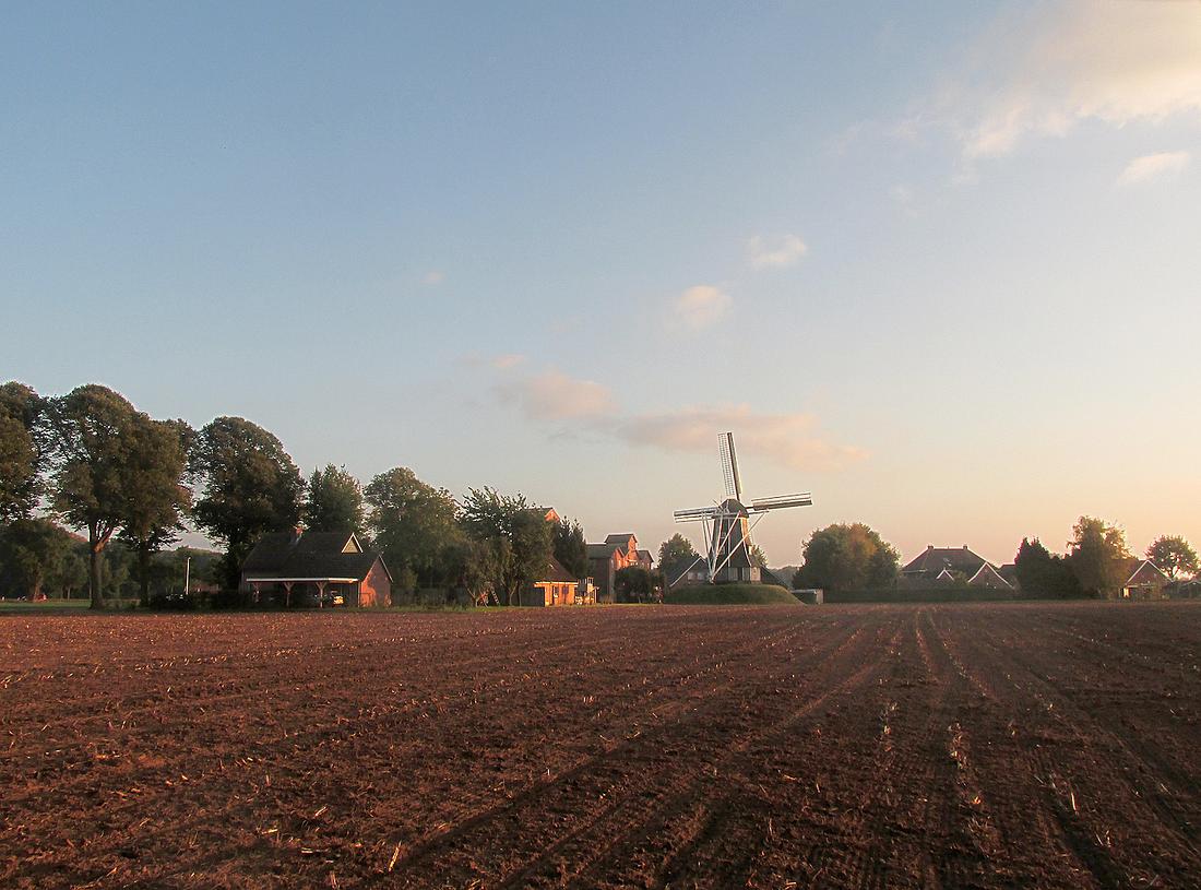 5, Molen 03115 De Meenkmolen (Miste), Piet Glasbergen (15-10-2016) | Database Nederlandse molens