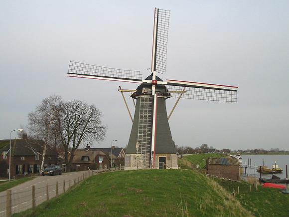 1, Molen 00382 Gebr. Remmerde (Nederhemert), Rob Pols (22-2-2007). | Database Nederlandse molens