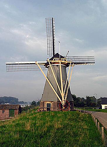 3, Molen 00382 Gebr. Remmerde (Nederhemert), D. Arp (2-9-2006). | Database Nederlandse molens