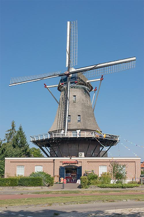 Molen 00267 a Sint Annamolen (Nijmegen), Marcel van Nies (8-9-2016) | Database Nederlandse molens